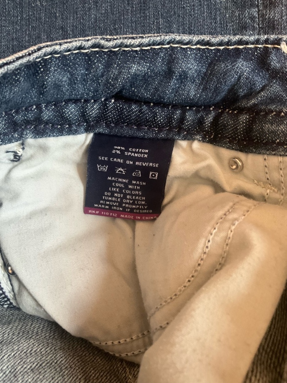 Vigoss Chelsea Bootcut Women’s Jeans Size 7/8 Length 33 Embroidered Rhinestones - Picture 2 of 7
